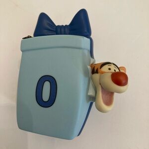 Winnie the Pooh & friends collection Zero Hero featuring Tigger